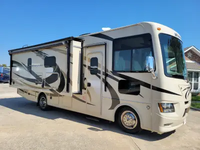 2016 Thor Motor Coach Windsport 27K photo 2
