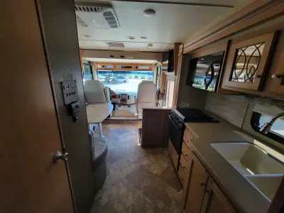 2016 Thor Motor Coach Windsport 27K photo 20