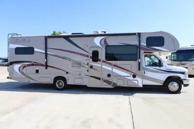 2016 Thor Motor Coach Four Winds 31E