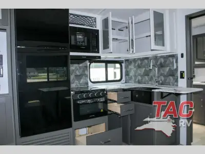 2026 Keystone Bullet Crossfire 260RBS photo 22