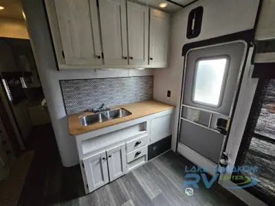 2021 Heartland Lithium 2714 photo 7