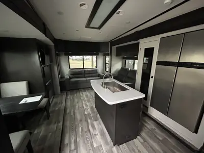 2022 Highland Ridge Roamer 264RLS photo 7