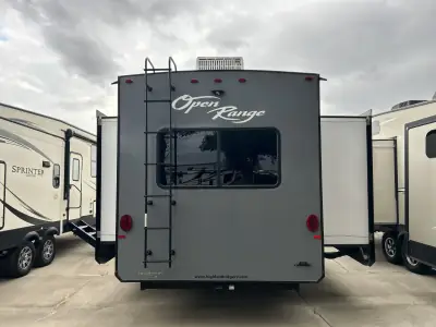 2022 Highland Ridge Roamer 264RLS photo 5