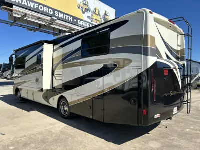 2010 Thor Motor Coach Serrano 31V photo 6