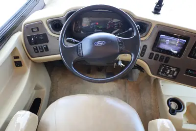 2016 Tiffin Motorhomes Allegro Open Road 32 SA photo 27