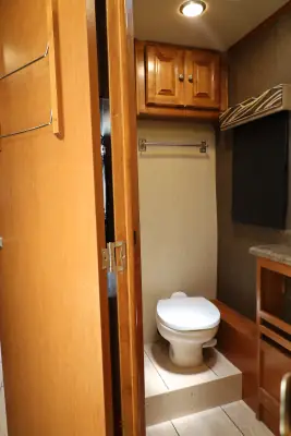 2016 Tiffin Motorhomes Allegro Open Road 32 SA photo 15