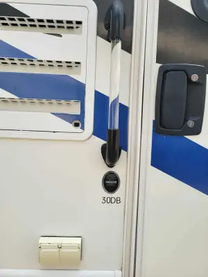 2019 Thor Motor Coach Daybreak 30DB photo 27