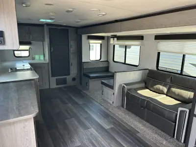 2021 Heartland Mallard M301 photo 7