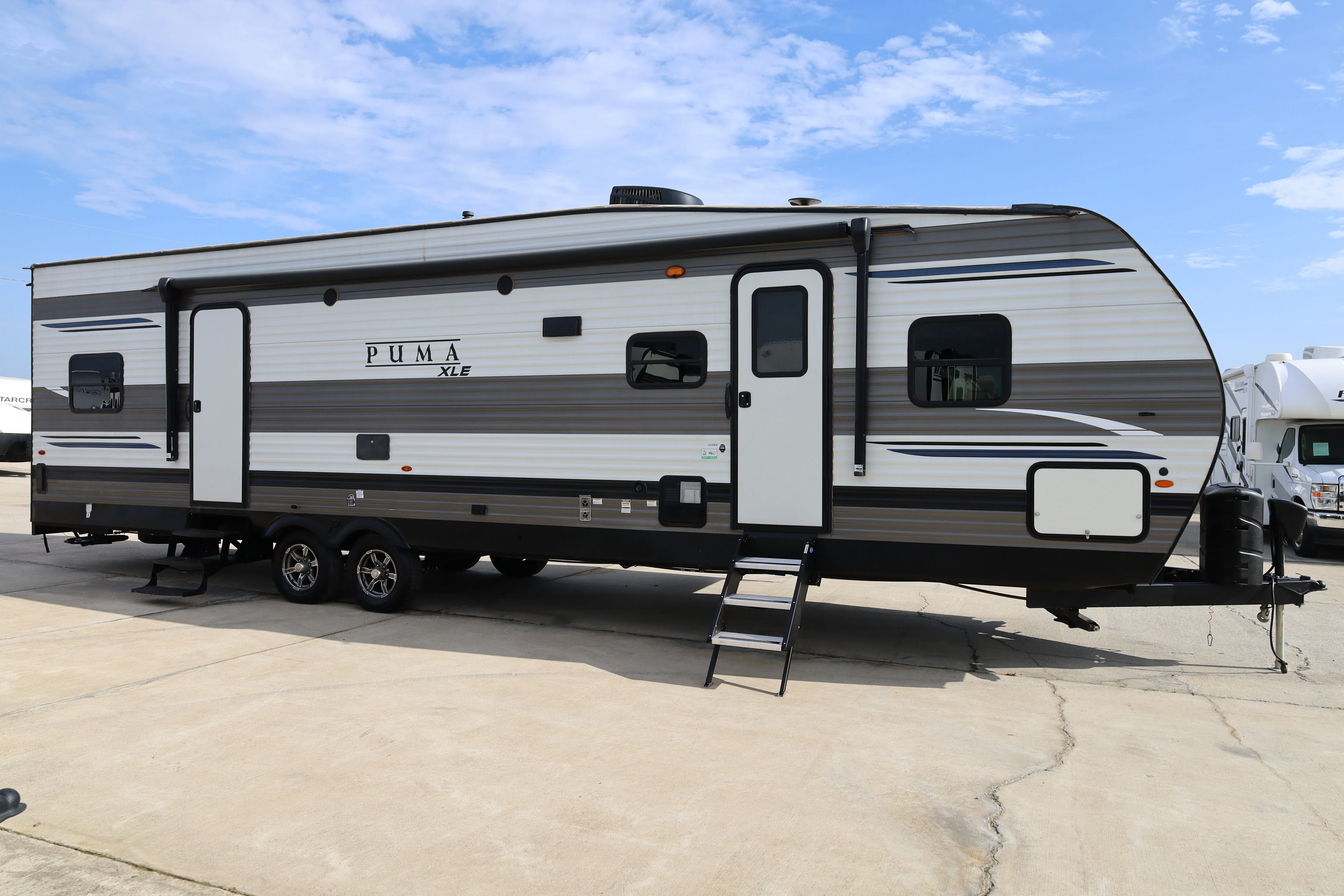 2022 Palomino Puma XLE Lite 29TSS exterior