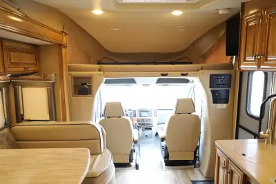 2016 Thor Motor Coach Siesta 24SA Sprinter photo 9