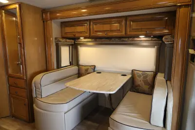 2016 Thor Motor Coach Siesta 24SA Sprinter photo 10