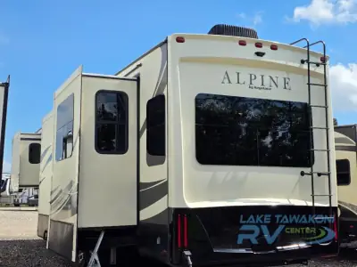 2018 Keystone Alpine 3501RL photo 4
