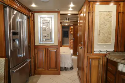 2015 Tiffin Motorhomes Allegro Bus 40SP photo 9