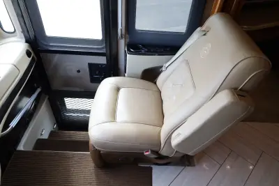 2015 Tiffin Motorhomes Allegro Bus 40SP photo 24