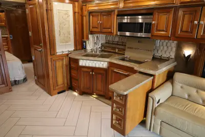2015 Tiffin Motorhomes Allegro Bus 40SP photo 7