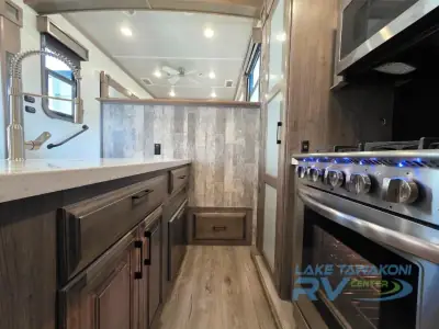 2020 Forest River Cedar Creek Champagne Edition 38ERD photo 9