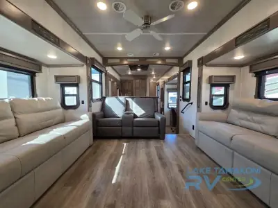 2020 Forest River Cedar Creek Champagne Edition 38ERD photo 18
