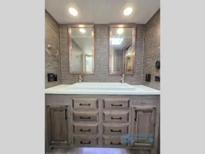 2020 Forest River Cedar Creek Champagne Edition 38ERD photo 22