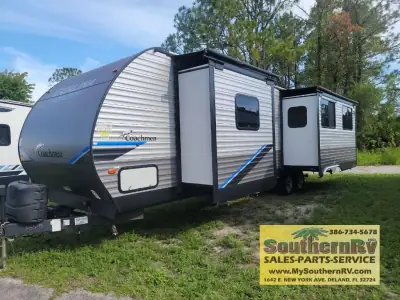 2022 Coachmen Catalina Legacy 303RKDS photo 2