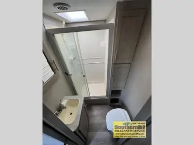 2022 Coachmen Catalina Legacy 303RKDS photo 14
