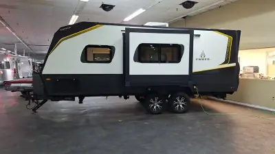 2022 Ember OVERLAND 201FBQ photo 3