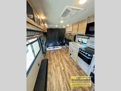 2020 Coachmen Catalina Trail Blazer 26TH photo 6