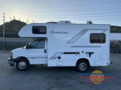 2026 Thor Motor Coach Chateau photo 12