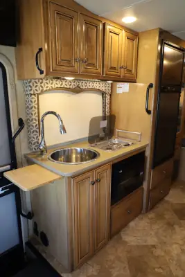2015 Thor Motor Coach Siesta 24ST Sprinter photo 10