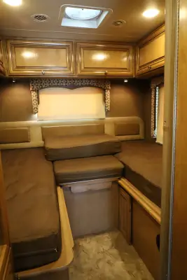 2015 Thor Motor Coach Siesta 24ST Sprinter photo 13