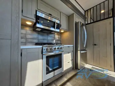 2024 Forest River Salem Grand Villa 44VIEW photo 10