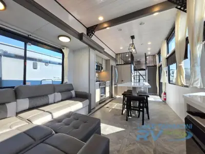 2024 Forest River Salem Grand Villa 44VIEW photo 7
