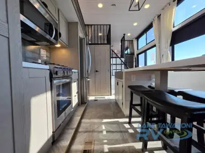 2024 Forest River Salem Grand Villa 44VIEW photo 9