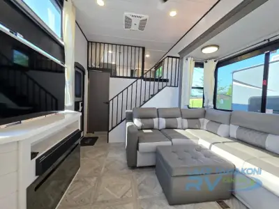 2024 Forest River Salem Grand Villa 44VIEW photo 8