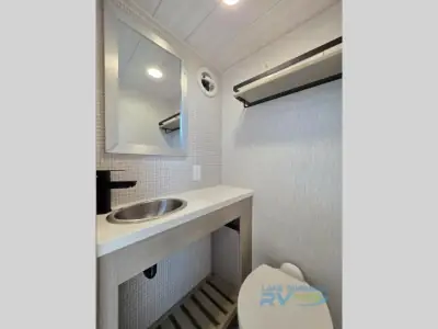 2024 Forest River Salem Grand Villa 44VIEW photo 12