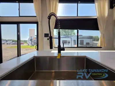 2024 Forest River Salem Grand Villa 44VIEW photo 11