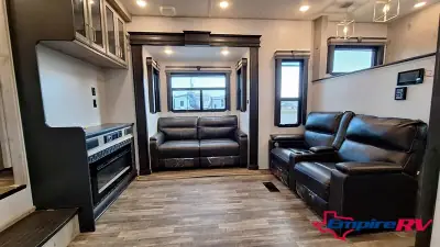 2023 Keystone Alpine 3790FK photo 10