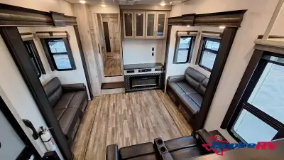 2023 Keystone Alpine 3790FK photo 7