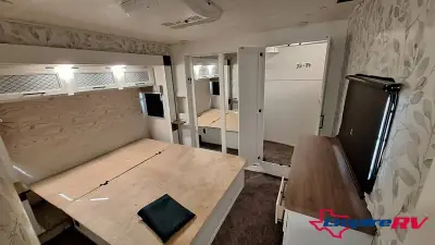 2022 Forest River Crusader 382MBH photo 16