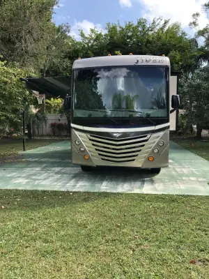 Used 2016 Fleetwood Storm 28MS