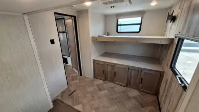 2021 Palomino Puma 32bhqs photo 11