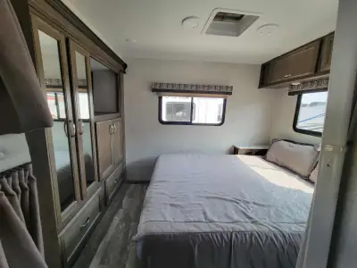 2022 Gulf Stream Conquest Class C 63111 photo 16