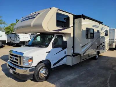2022 Gulf Stream Conquest Class C 63111 photo 3