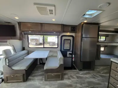 2022 Gulf Stream Conquest Class C 63111 photo 8