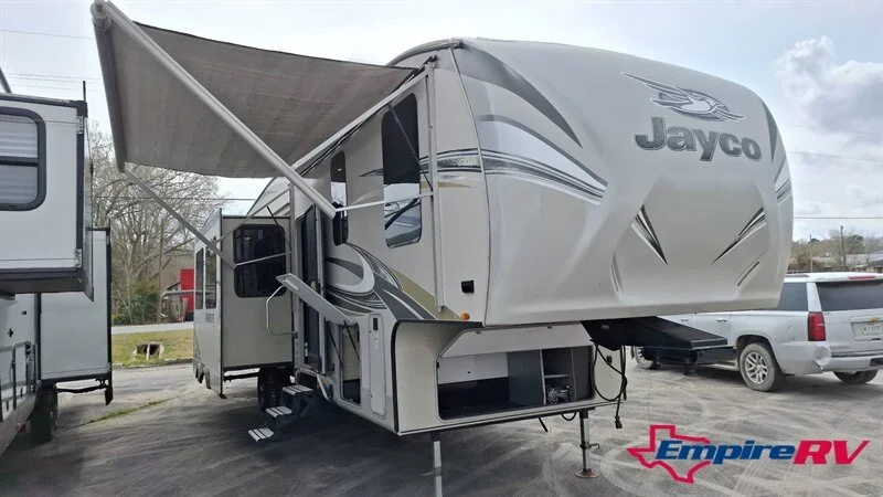 2017 Jayco Eagle 325Bhqs exterior