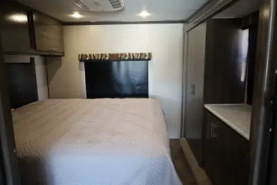 2018 Holiday Rambler Reno 29M photo 14