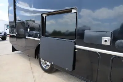 2018 Holiday Rambler Reno 29M photo 24