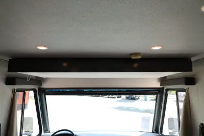 2018 Holiday Rambler Reno 29M photo 19
