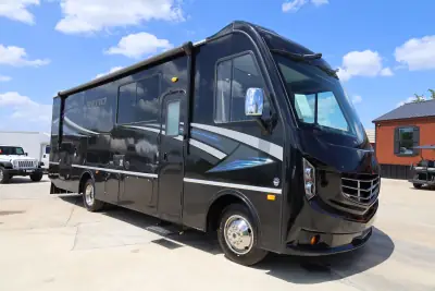 2018 Holiday Rambler Reno 29M photo 2
