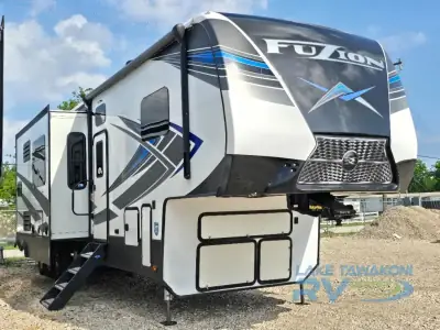 2020 Keystone Fuzion 430 photo 3