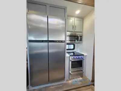 2020 Keystone Fuzion 430 photo 10
